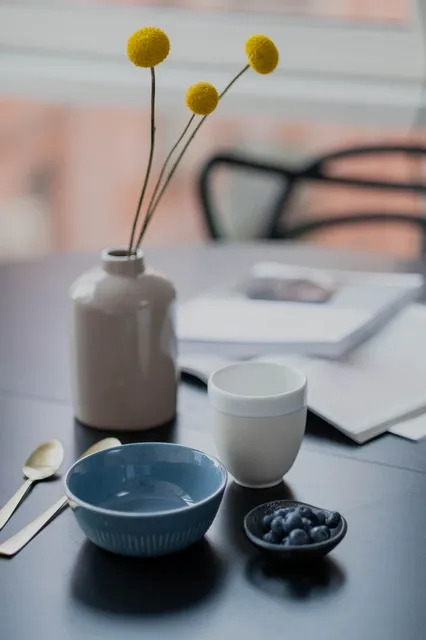 Load image into Gallery viewer, Feeding suction bowl and spoon
