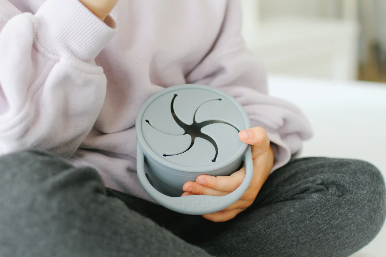 Snack cup with lid for children and toddlers. 